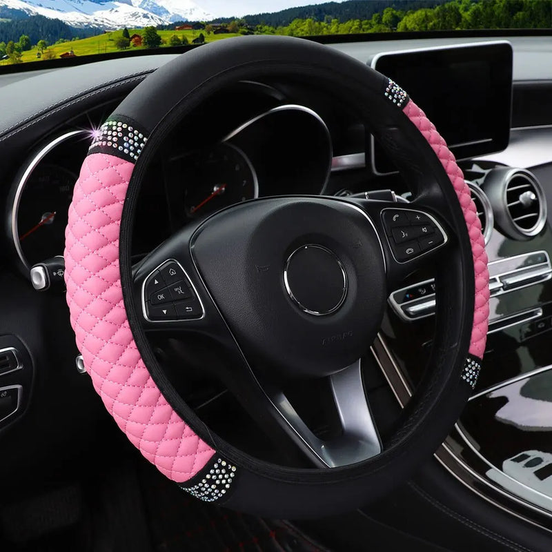 "Capa de Volante de Carro Sem Anel Interno 37-38cm Couro Tridimensional Bordado em Cores". Parece ser uma capa de volante elegante e personalizada para adicionar um toque especial ao interior do seu carro. 🚗🌟🧵 Diamond-encrusted Breathable